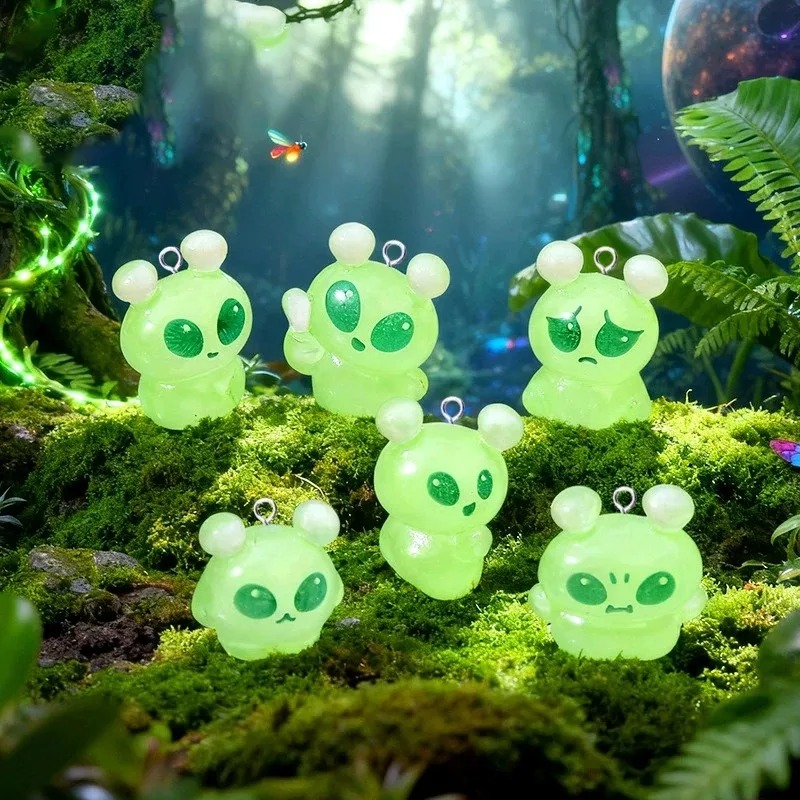 10Pcs Cute Mini Green Alien Re - Resin Craft Projects 评论和价格